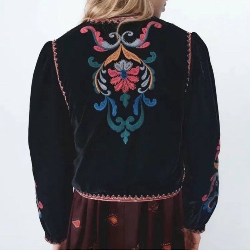 🦋Zara Jacket - Picture 5 of 6